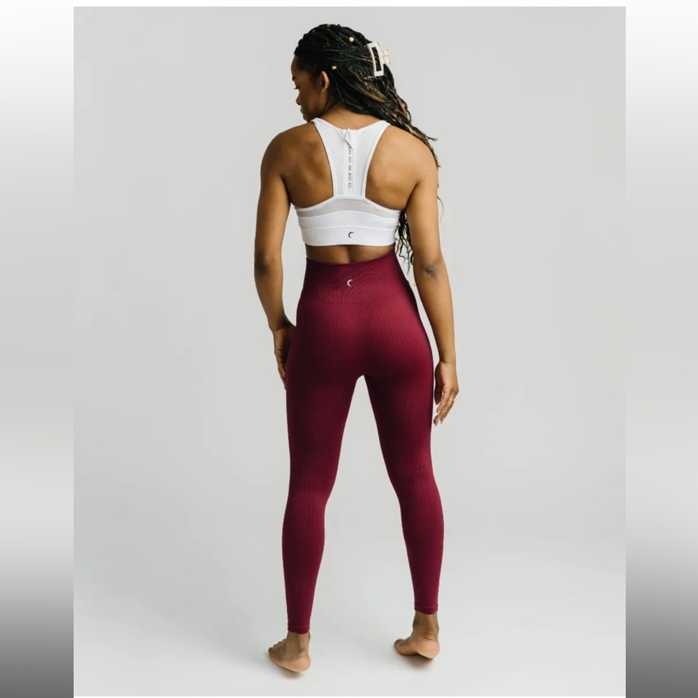 Zyia Scarlet Ribbed Seamless Leggings 7/8 24” Sz L - Picture 7 of 11